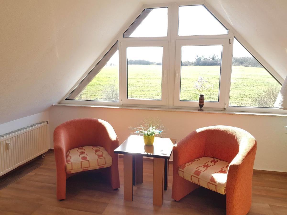 Fewo 18 Im Strandhaus Lobbe Mit Balkon Экстерьер фото